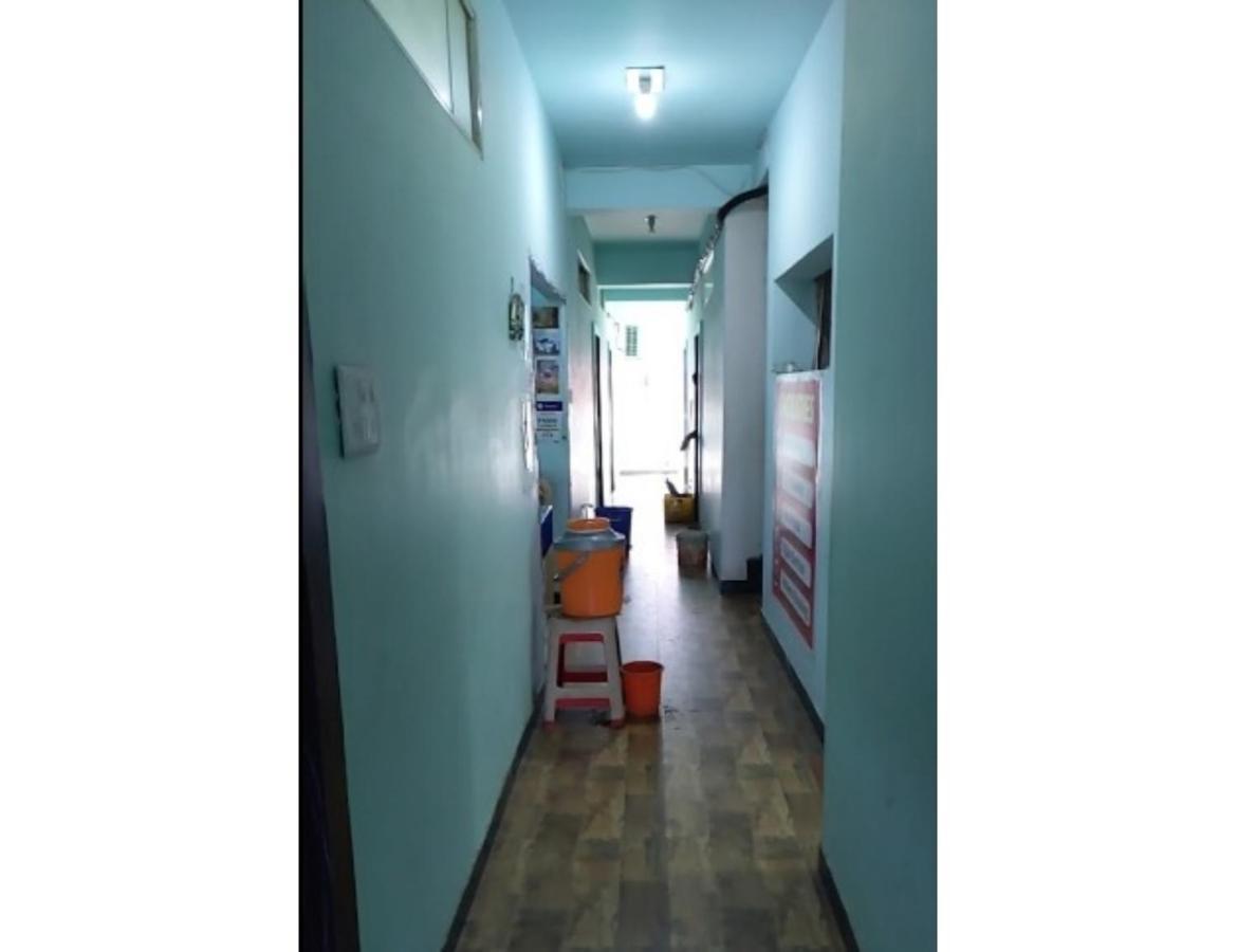 Hotel Adarsh, Ujjain Extérieur photo