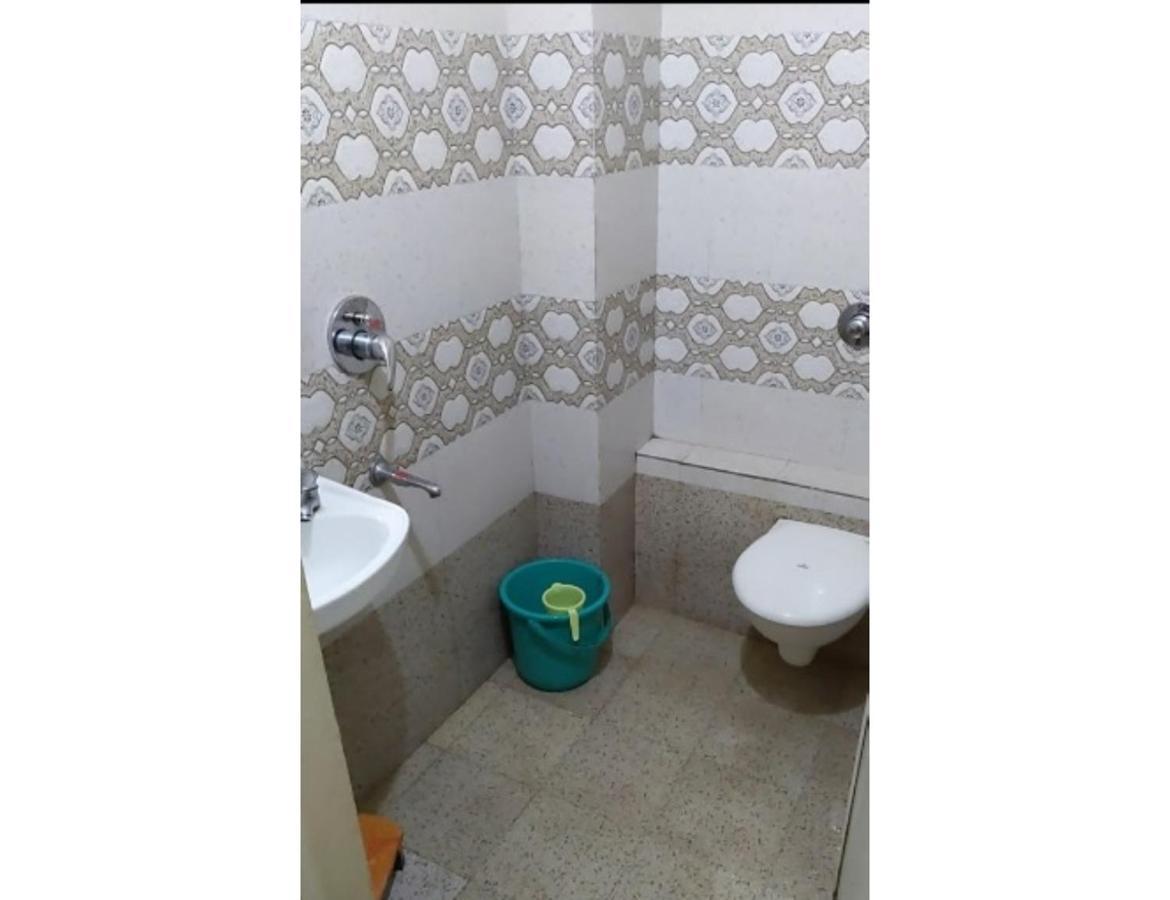 Hotel Adarsh, Ujjain Extérieur photo